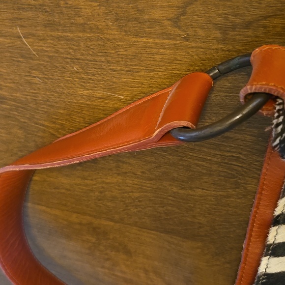 Maurizio Taiuti Zebra Print Women's Bag with Tan Accents - Picture 10 of 12